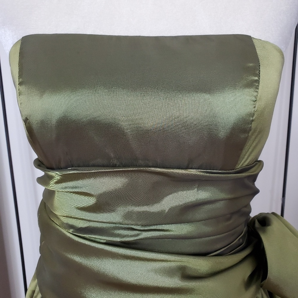 David's bridal satin formal strapless dress size 8 - Picture 5 of 7